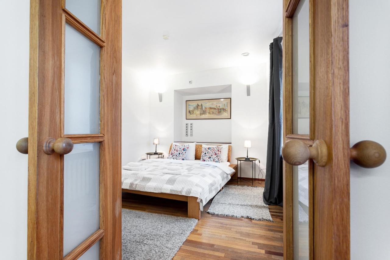 Saint Ignoto Bright And Cosy Apartments By Reside Baltic Vilnius Bagian luar foto